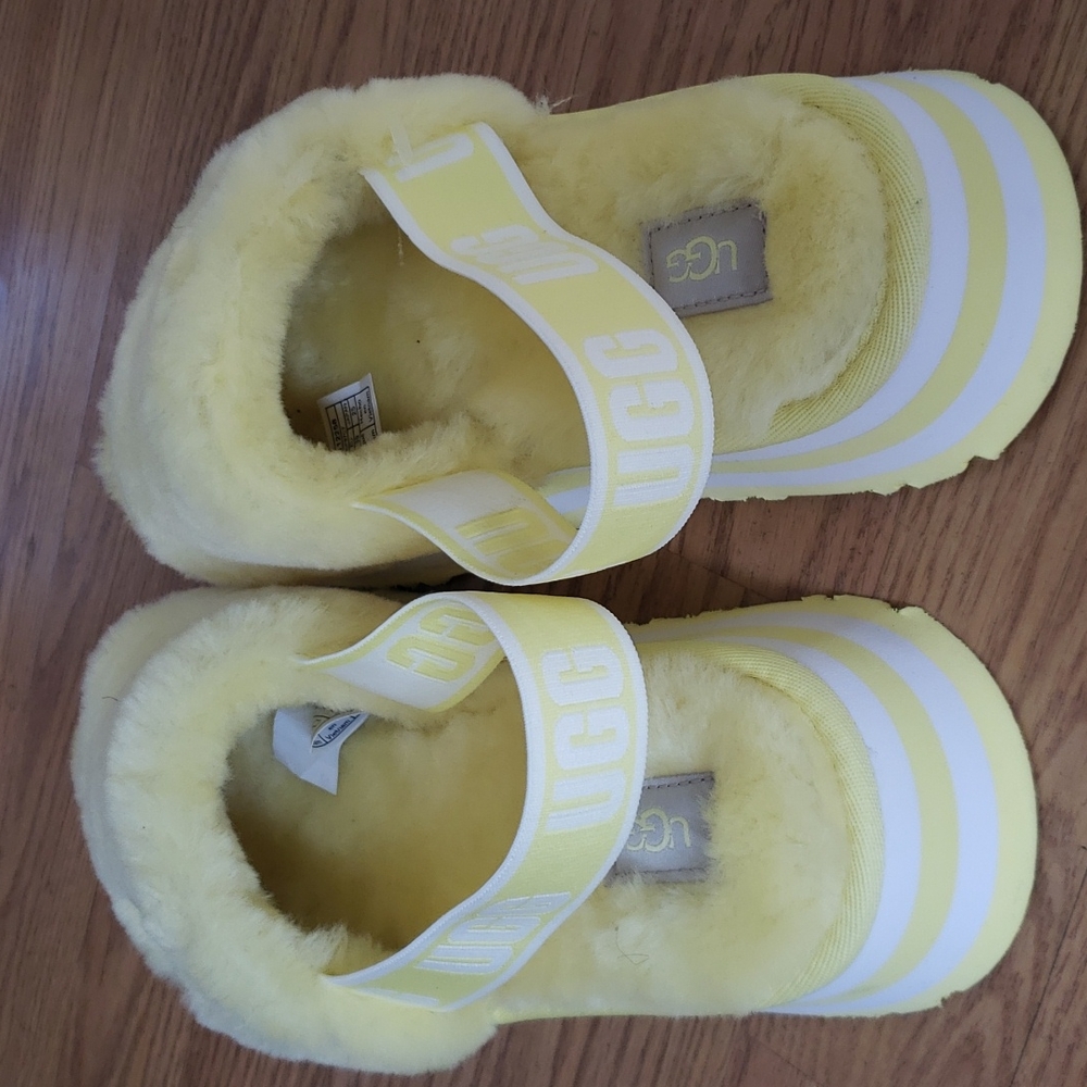 Uggs - Picture 3 of 5